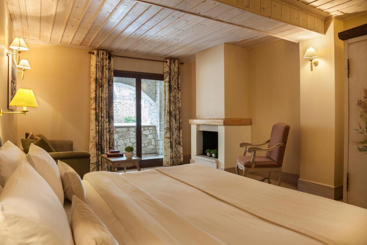 Santa Marina Arachova Hotel Экстерьер фото